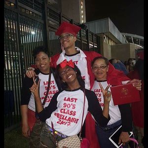 Meet your Posher, Decie